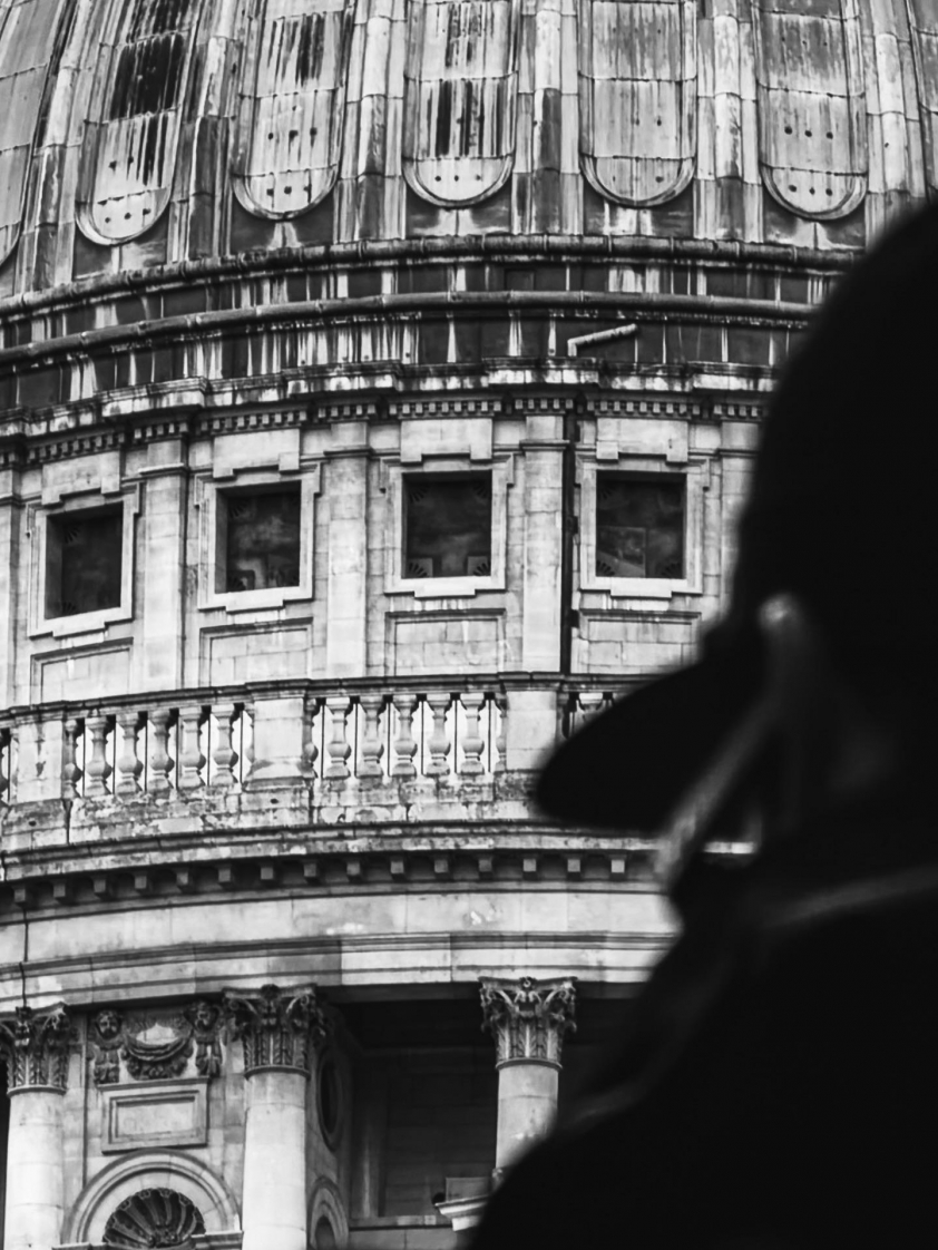 Ảnh chụp đầu tiên của iPhone 17 Pro Max: Xem xong là muốn mua liền! 706771