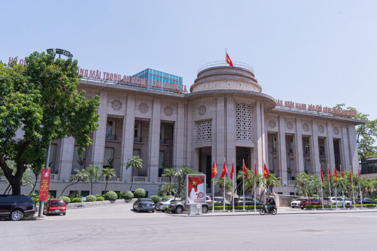 Ngân hàng Nhà nước yêu cầu Vinhomes tuân thủ quy định khi đổi vàng lấy nhà