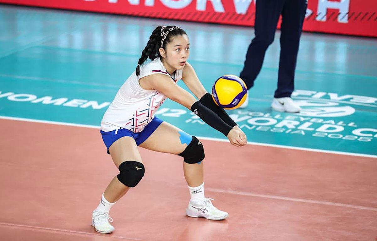 Trong bóng chuyền, vị trí libero thường là những cầu thủ có thể hình thấp, nhanh nhẹn.