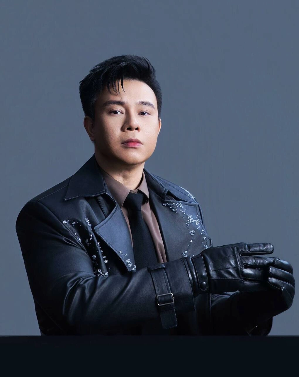 Ca sĩ Đông Hùng trong