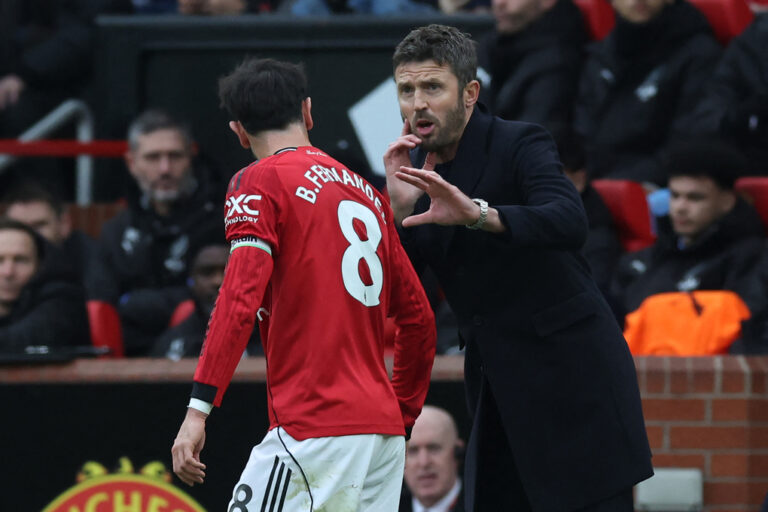 Man Utd ký hợp đồng với HLV Carrick đến năm 2028
