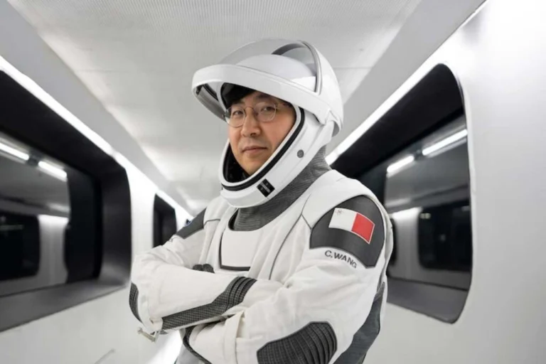 Tỷ phú tiền số sẽ bay tới Sao Hỏa bằng tên lửa Starship