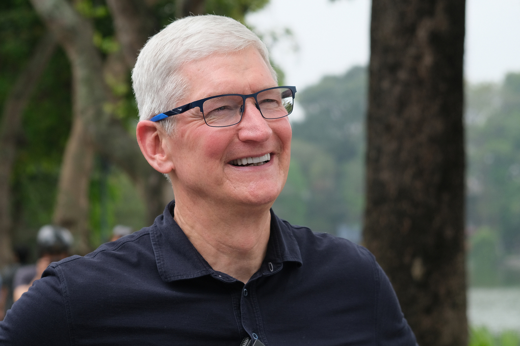 CEO Apple Tim Cook tại Hà Nội ngày 15/4/2024. Ảnh: Tuấn Hưng
