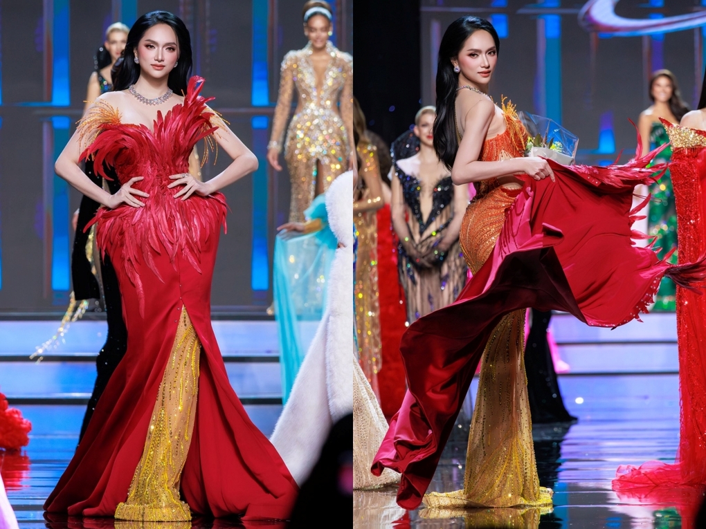 Hương Giang thay trang phục chớp nhoáng trong màn vinh danh dẫn đầu giải thưởng Worlds Choice Award, tối 27/5.