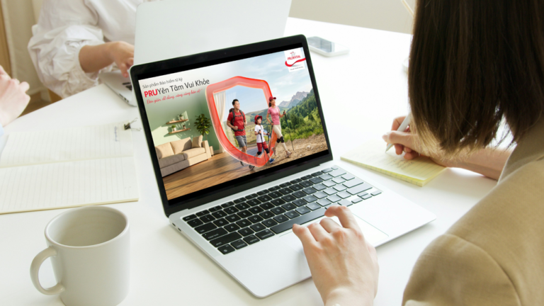 Prudential mở rộng hành trình 'Yên tâm vui khỏe'