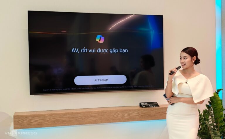 Samsung TV 2026 tích hợp cả Gemini, Copilot và Bixby