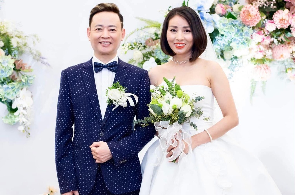 Cuộc sống diễn viên Tùng Dương bên vợ thứ tư