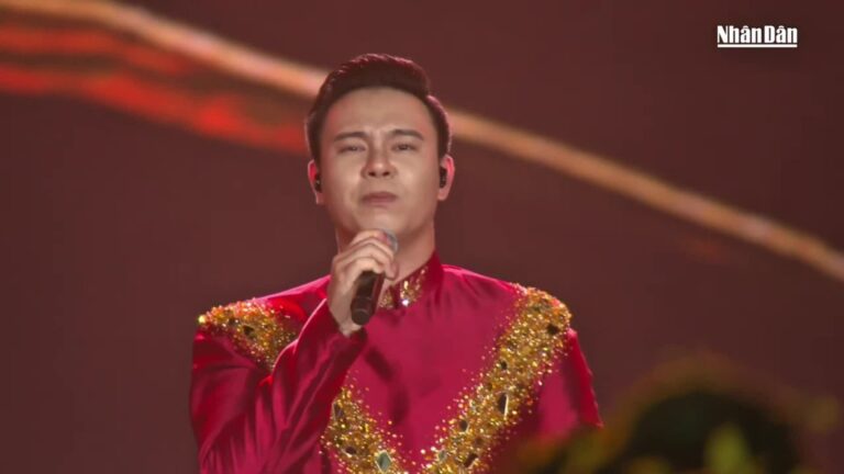 Đông Hùng: 'Tôi không còn đi hát vì cơm áo gạo tiền'