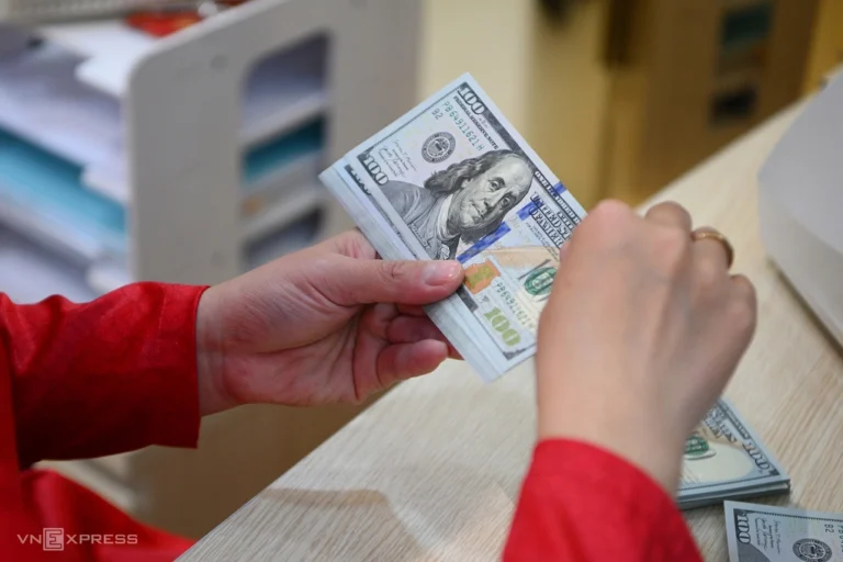 Giới ngân hàng sợ tiền gửi của người dân 'chảy' qua stablecoin
