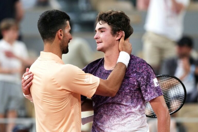 Djokovic: 'Tôi thua nhưng không làm gì sai'