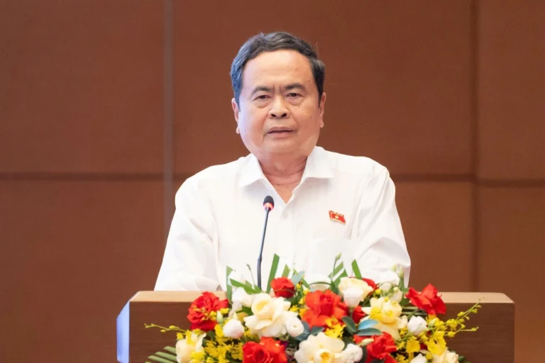 'Không để lồng ghép lợi ích nhóm khi làm luật'