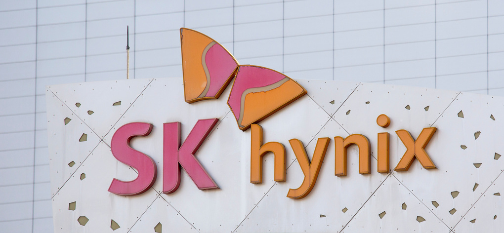 Logo của SK Hynix tại nhà máy ở Icheon, Hàn Quốc ngày 23/4. Ảnh: Reuters