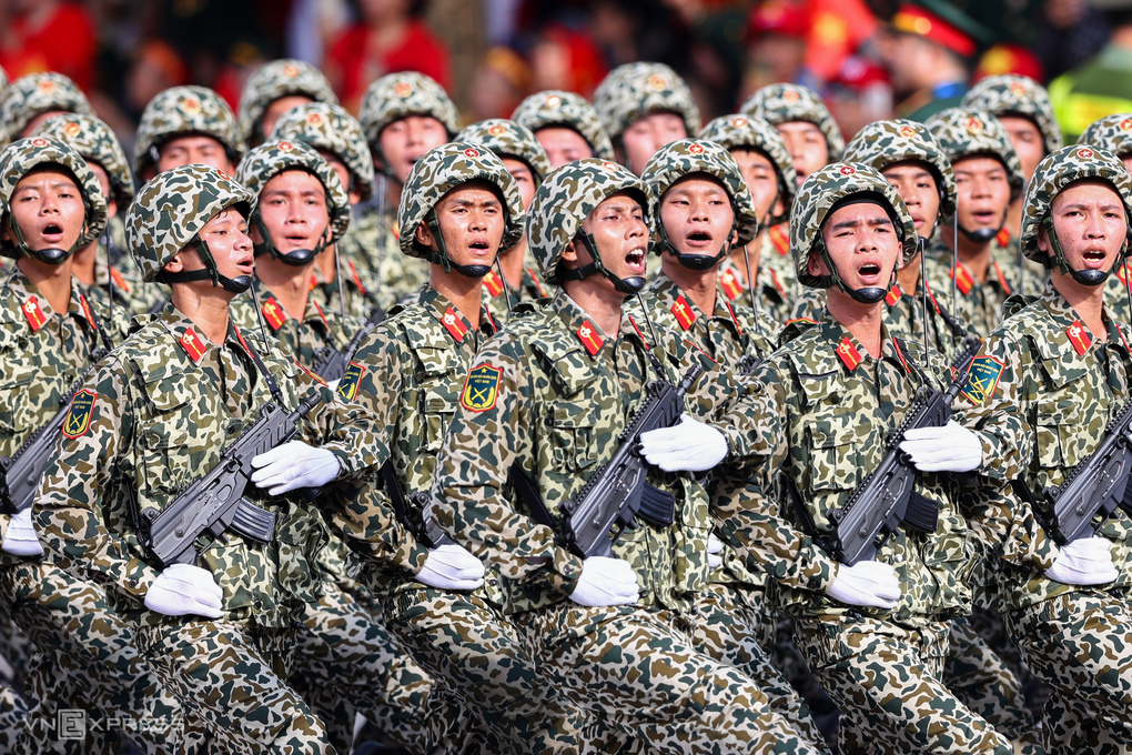Lương sĩ quan quân đội tăng từ 1/7