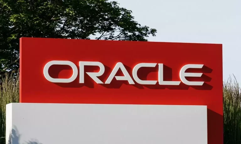 21.000 nhân viên Oracle mất việc trong một năm