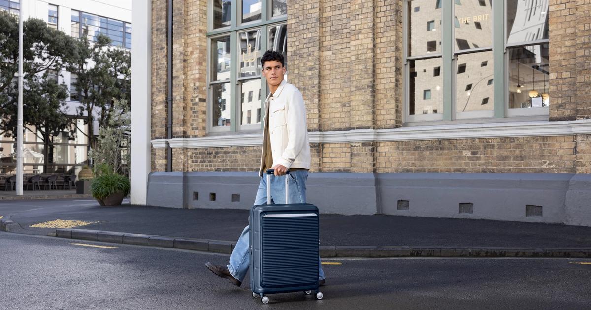 Samsonite Paralux: vali cho người thích đóng gói có hệ thống