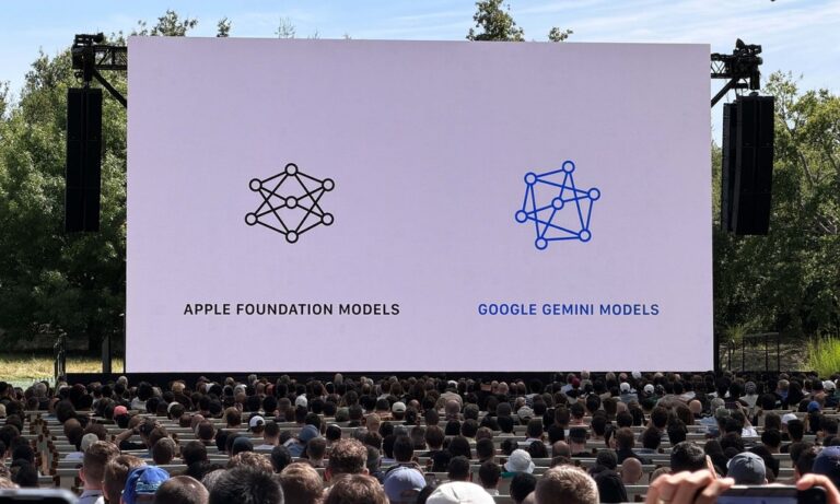 Apple bắt tay Google để 'tái sinh' Siri