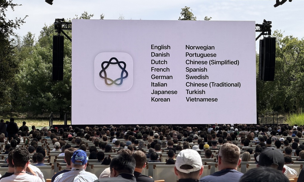 Tiếng Việt là một trong những ngôn ngữ đầu tiên được hỗ trợ trên Apple Intelligence. Ảnh: Tuấn Hưng