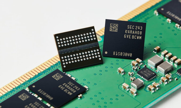 Giá smartphone, máy tính tăng mạnh vì khan hiếm chip nhớ