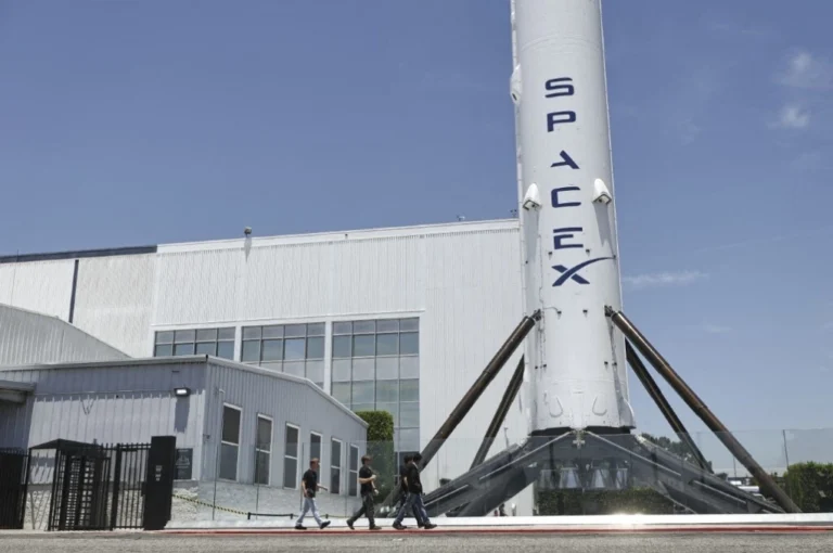 Hơn 4.400 nhân viên có thể thành triệu phú nhờ SpaceX IPO