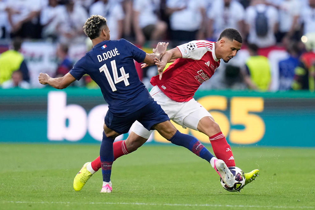 Pháp nguy cơ lĩnh trái đắng từ chung kết Champions League