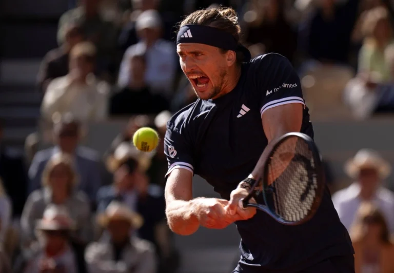 Zverev đấu Cobolli ở chung kết Roland Garros