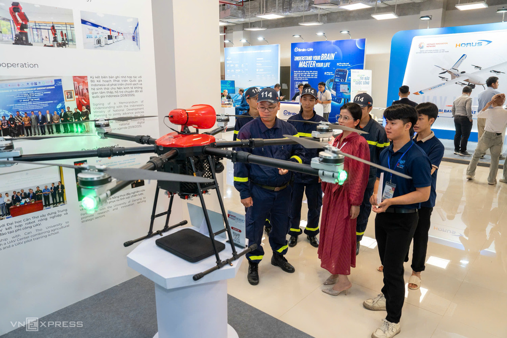 UAV của CT Group - Sản phẩm công nghệ tại Triển lãm Đổi mới sáng tạo VIIE 2025, tháng 10/2025. Ảnh: Lưu Quý