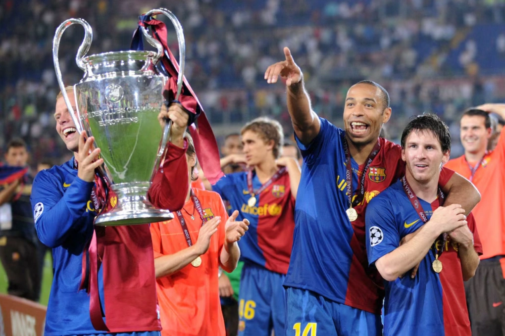 Eidur Gudjohnsen, Thierry Henry, Lionel Messi (từ trái sang) mừng chức vô địch Champions League năm 2009. Ảnh: AFP
