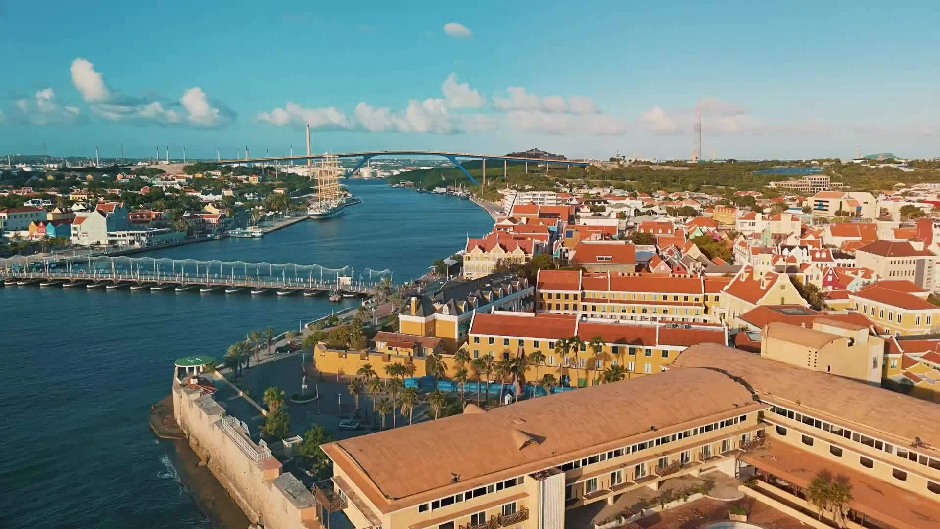 Curacao công bố đội hình dự World Cup bằng bài hát.