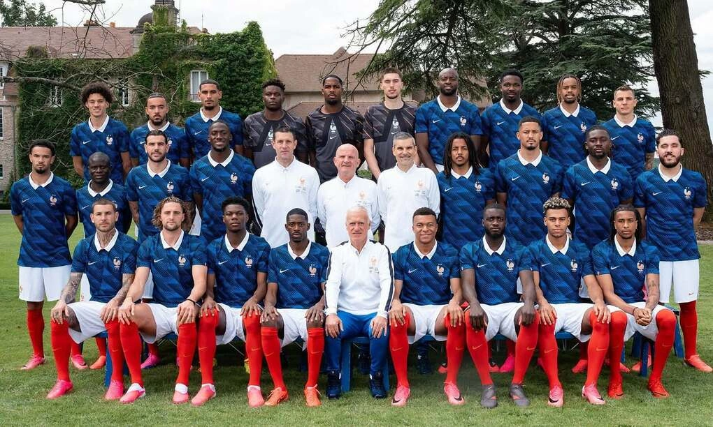 Đội tuyển Pháp chụp ảnh tại Paris, trước World Cup 2026. Ảnh: FFF