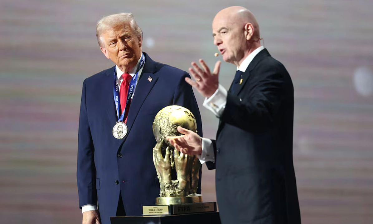 Ông Trump trao Cup cho đội vô địch World Cup 2026