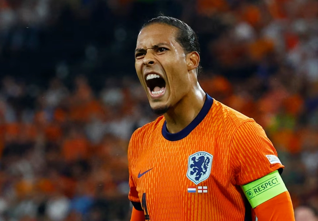 Trung vệ Virgil van Dijk phản ứng trong trận Hà Lan gặp Anh ở bán kết Euro 2024 tại Dortmund, Đức ngày 10/7/2024. Ảnh: Reuters