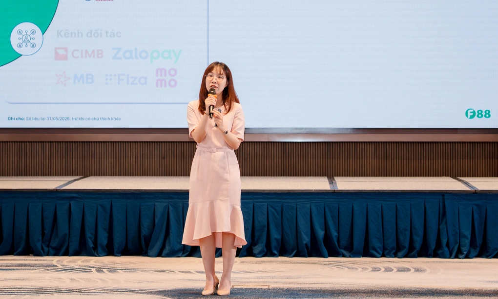 Bà Trần Mai Thảo, Giám đốc Phát triển bền vững F88 thuyết trình trong sự kiện IR talk tổ chức tại TP HCM ngày 19/6. Ảnh: F88