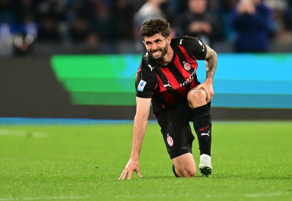 Christian Pulisic phản ứng trong trận AC Milan gặp Napoli trên sân Diego Armando Maradona, thành phố Naples, Italy ở vòng 31 Serie A ngày 6/4/2026. Ảnh: Reuters