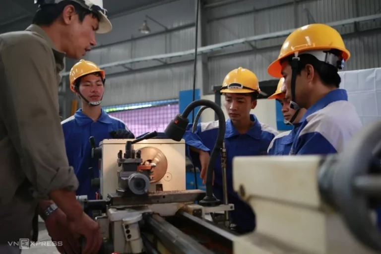 Dự kiến siết quy định bảo vệ người đi làm việc ở nước ngoài