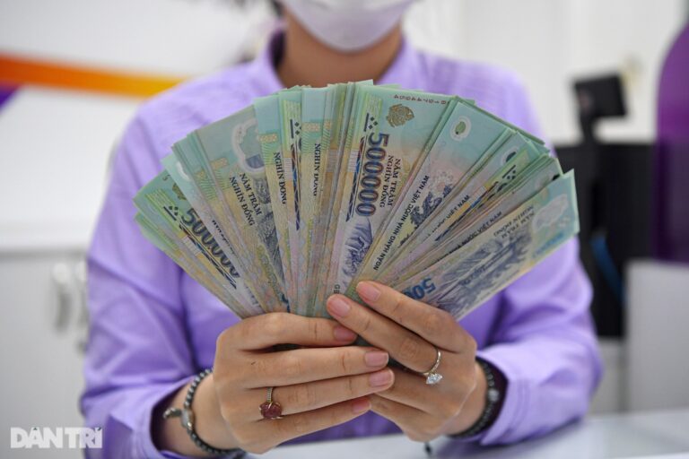 Tín dụng tương đương 150% GDP, vì sao doanh nghiệp vẫn khó vay vốn?