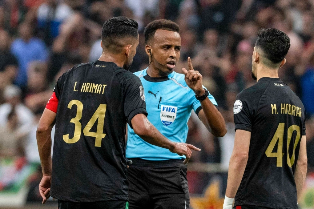 Trọng tài World Cup bị Mỹ cấm nhập cảnh vì 'liên quan khủng bố'