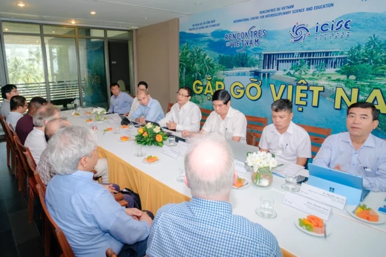 'Việt Nam xây dựng các nhóm nghiên cứu mạnh phát triển công nghệ lượng tử'
