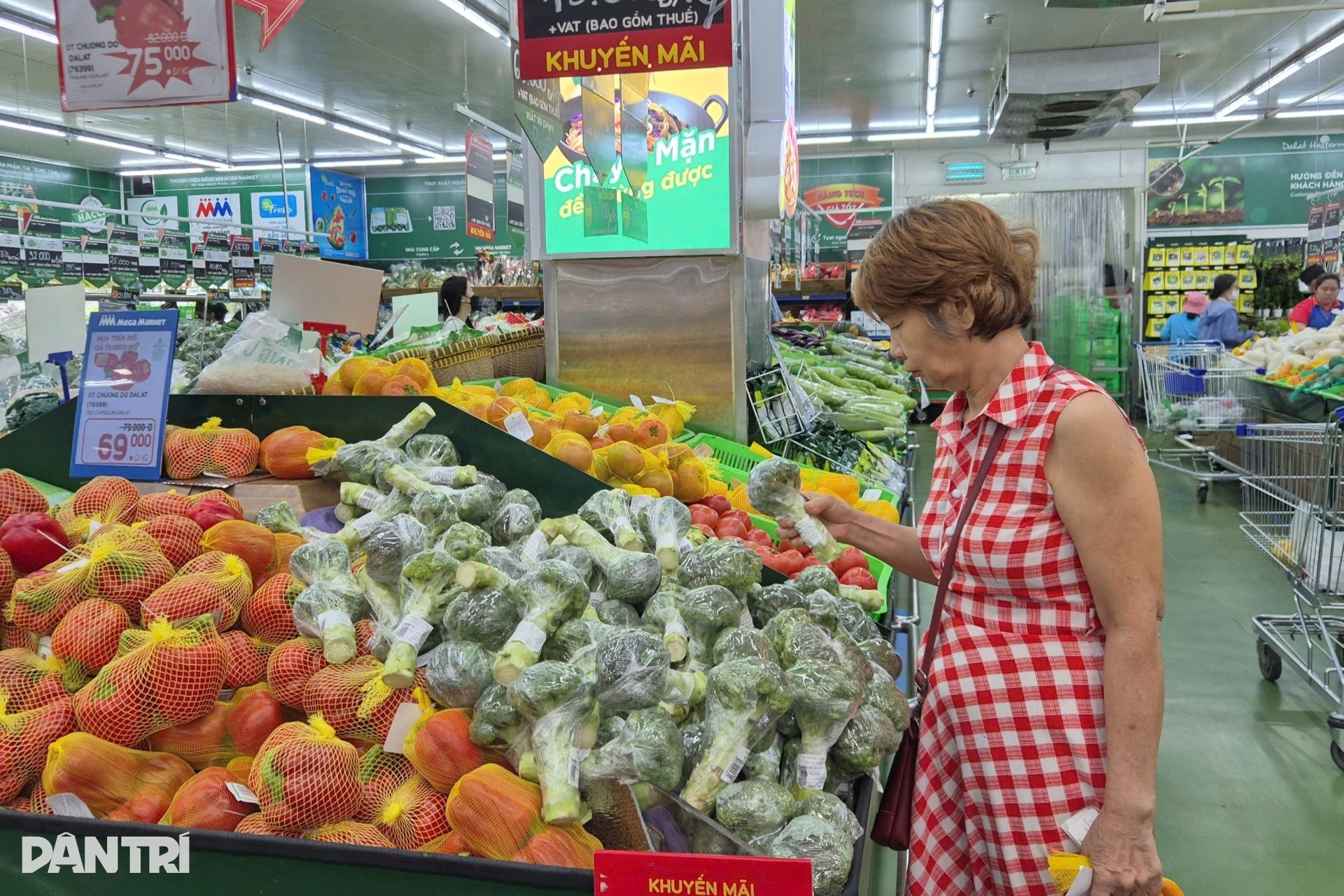 Chi phí tăng, doanh nghiệp xoay sở giữ giá, giữ chân khách hàng
