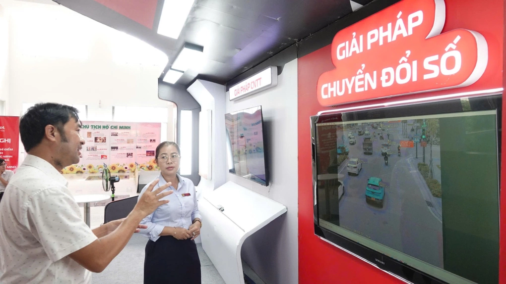 Giải pháp quản lý đô thị được Viettel giới thiệu tại hội nghị, sáng 11/6. Ảnh: An Phương