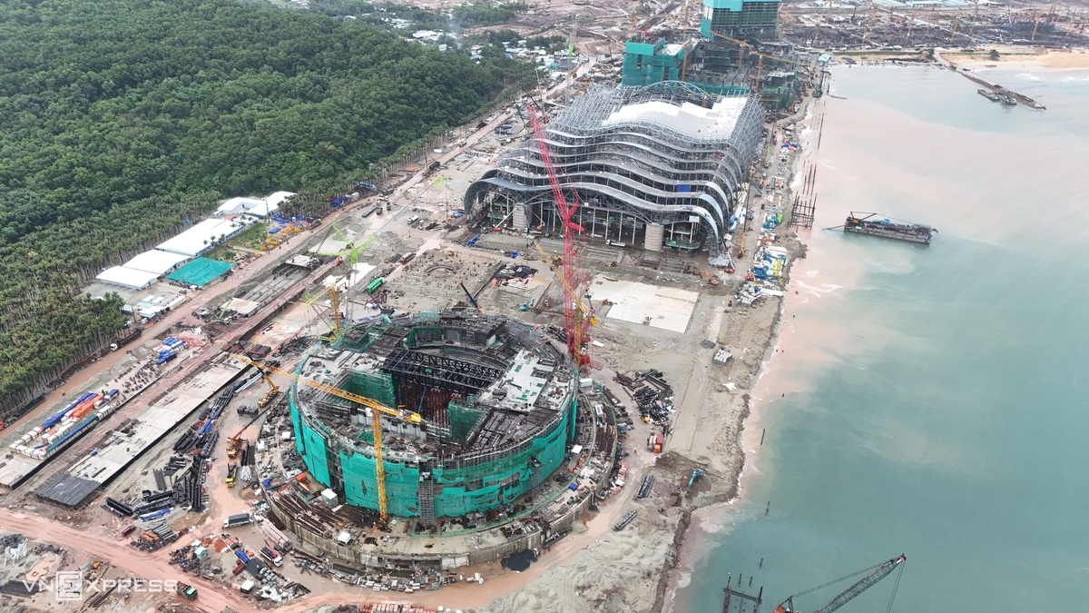 Cụm công trình phục vụ APEC 2027 ở Phú Quốc sau một năm thi công