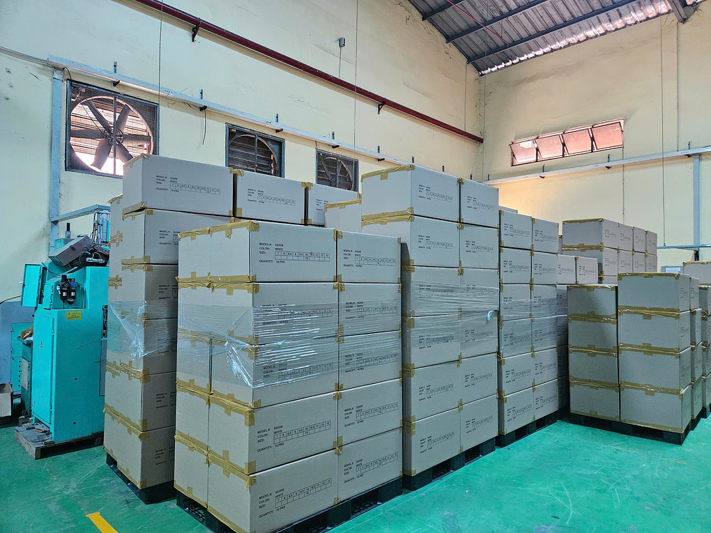 Số hàng hóa vi phạm bị tạm giữ. Ảnh: DMS