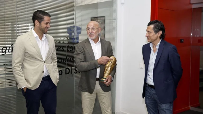 HLV Tây Ban Nha: 'Khái niệm tiki-taka đôi khi mang tính miệt thị'