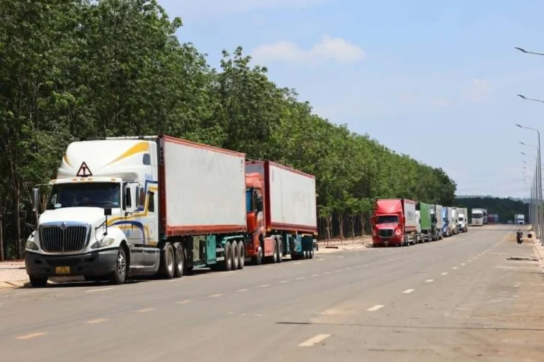 Trả lương tới 50 triệu đồng vẫn khó tuyển tài xế container