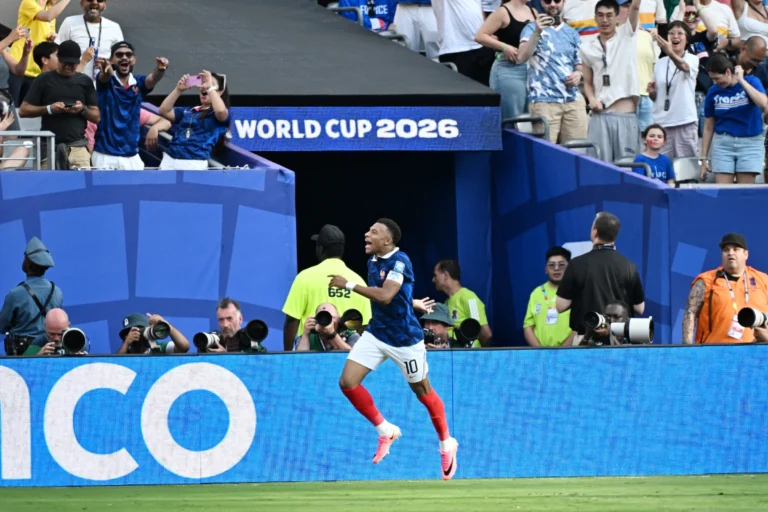 Mbappe – từ ngôi sao sân cỏ đến biểu tượng của World Cup