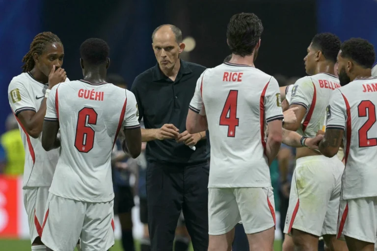 Tuchel: 'Vấn đề của Anh là bản sắc, không phải chiến thuật'