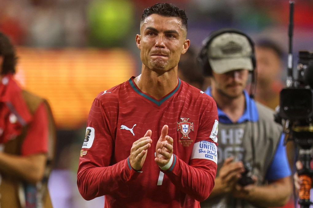 Ronaldo Nazario: 'World Cup quá sức Cristiano Ronaldo'
