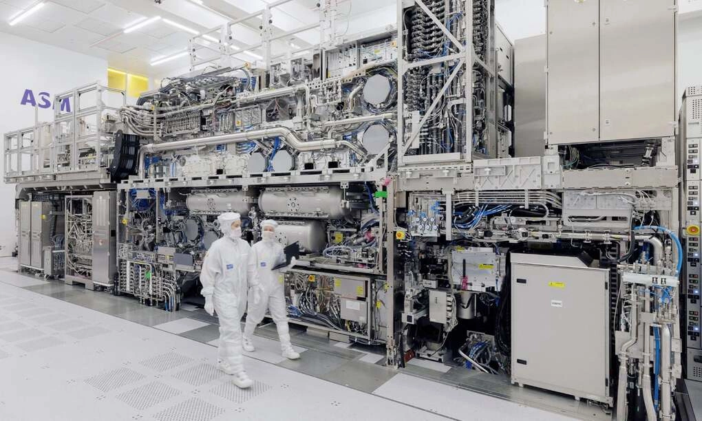Một mẫu chip Core Ultra Series 3. Ảnh: Intel