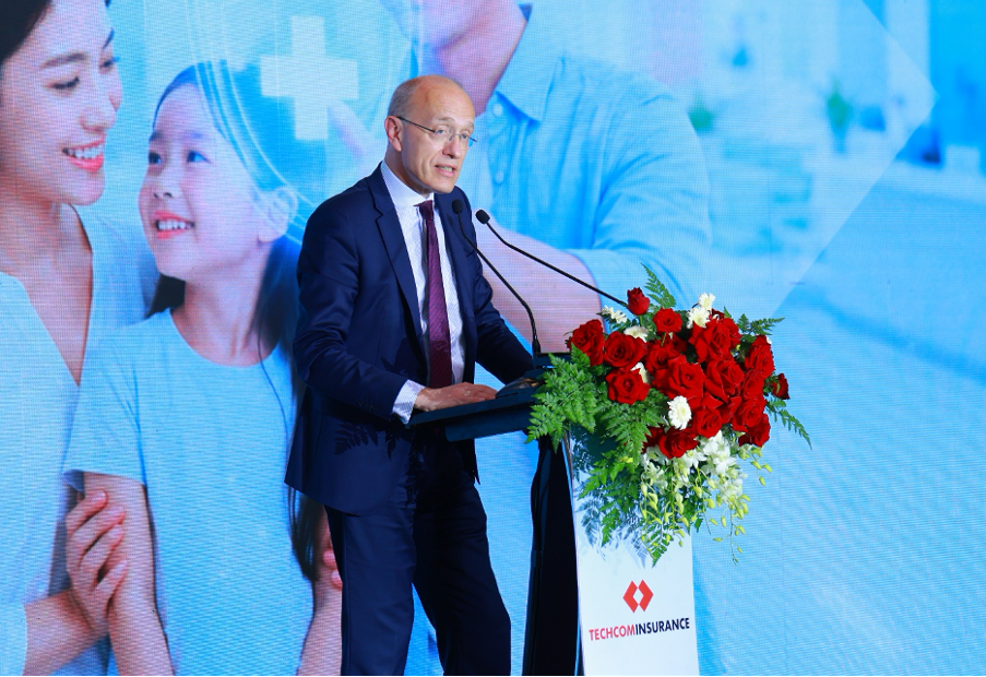 Ông Jens Lottner, Tổng Giám đốc Techcombank kỳ vọng Techcom Insurance sẽ trở thành người đồng hành sức khỏe lâu dài của hàng triệu người Việt. Ảnh: Techcom Insurance