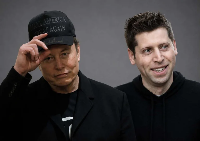 Elon Musk lại 'khẩu chiến' với Sam Altman