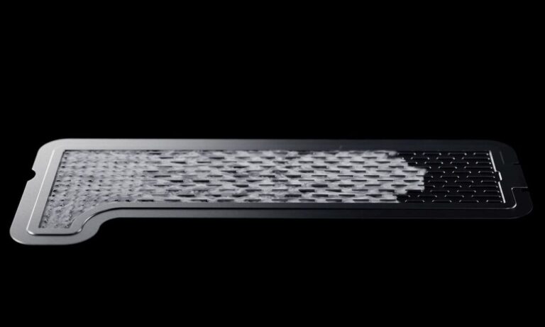 Apple tăng đơn hàng tản nhiệt buồng hơi, có thể dành cho iPhone gập